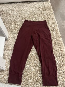 Lululemon Crop joggers
