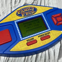 Family Feud Handheld Electronic Game 2016 Talking Freemantlemedia Pre Owned