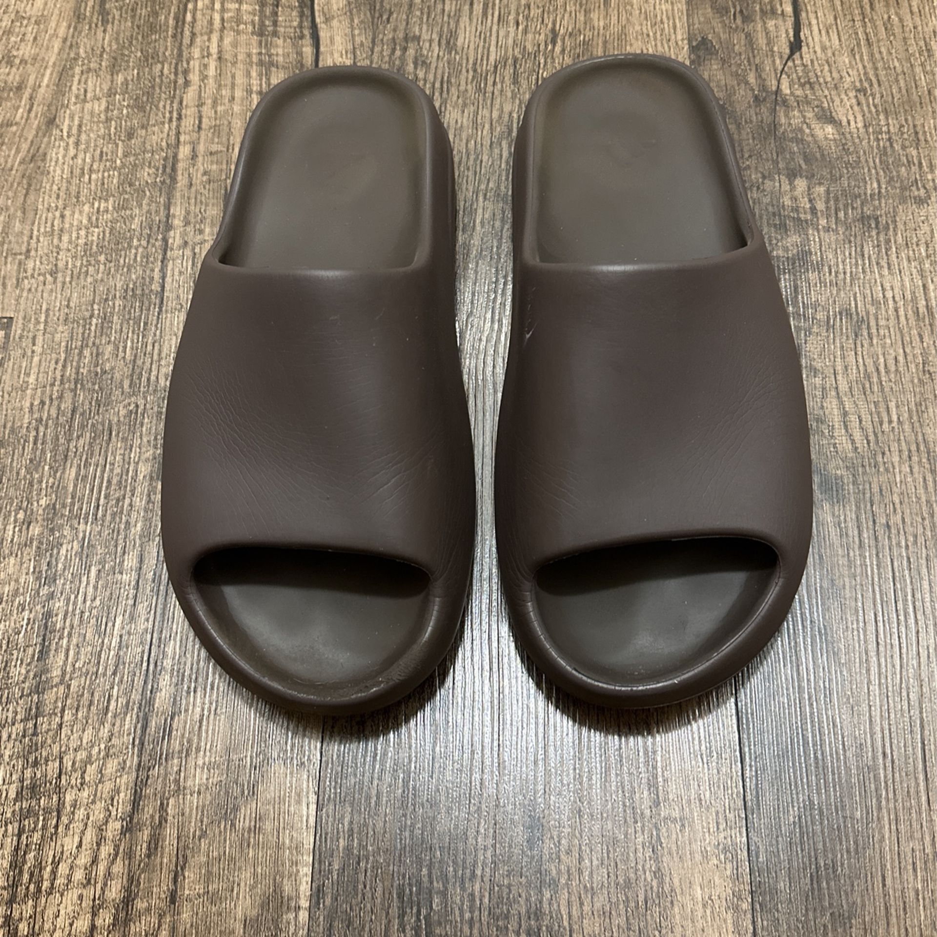 Yeezy Slides