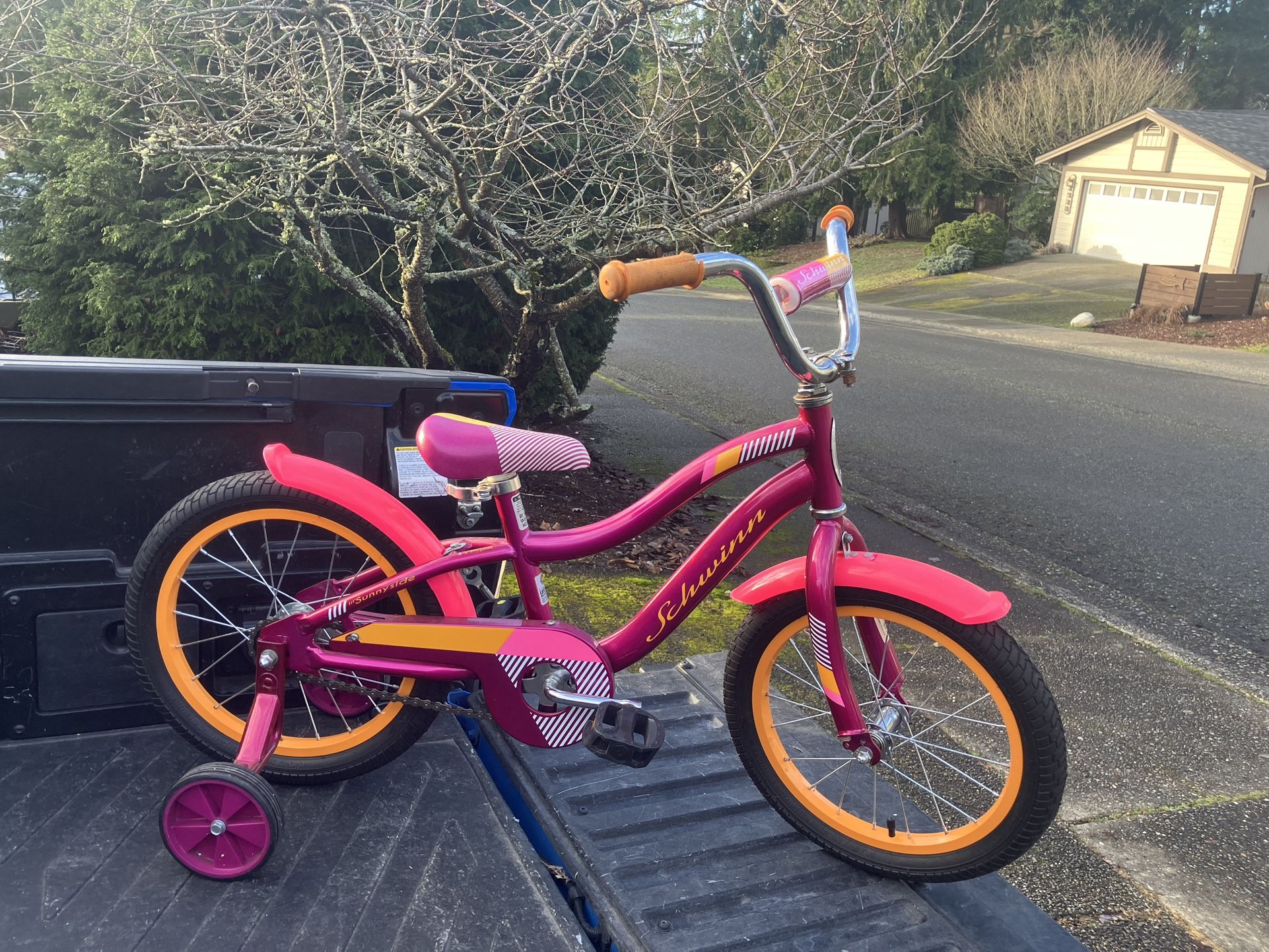 Child Kid Children Bike 16” Wheels With Training Wheels Bicycle Tricycle Trike in Good Condition