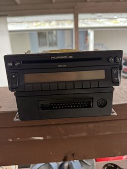 1996 Porsche 993 Stereo/amp