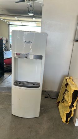 Water dispenser