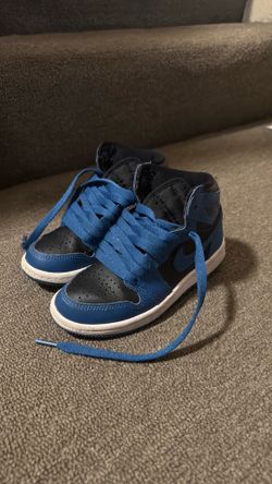 Nike boys size 11C