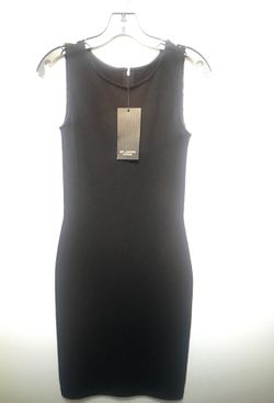 New St. John Collection Black Santana Knit Wool Dress size 2 (not free) $495