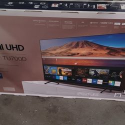 Samsung - 43" Class 7 Series LED 4K UHD Smart Tizen TV