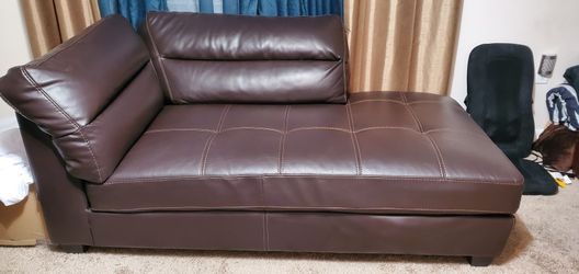 Brown Leather Furniture Set