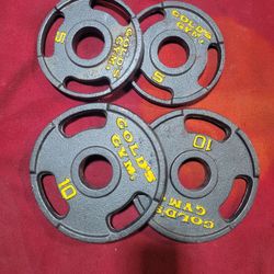 GOLD'SGYM . 2" HOLE OLYMPIC PLATES 30LBs .   2-10s   2-5s 
11525 S HALSTED DUNKIN DONUTS/7111.S WESTERN WALGREENS 
DELIVERY AVAILABLE 
25$  CASH ONLY 
