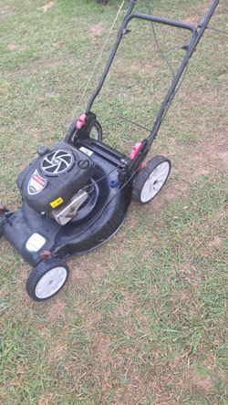 Craftsman Lawnmower with Front Wheel DRIVE just serviced