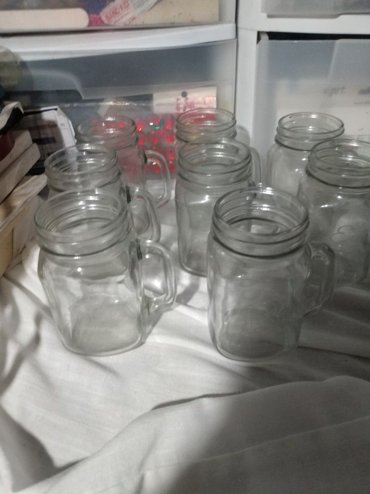 8 Mason Jars For Crafts