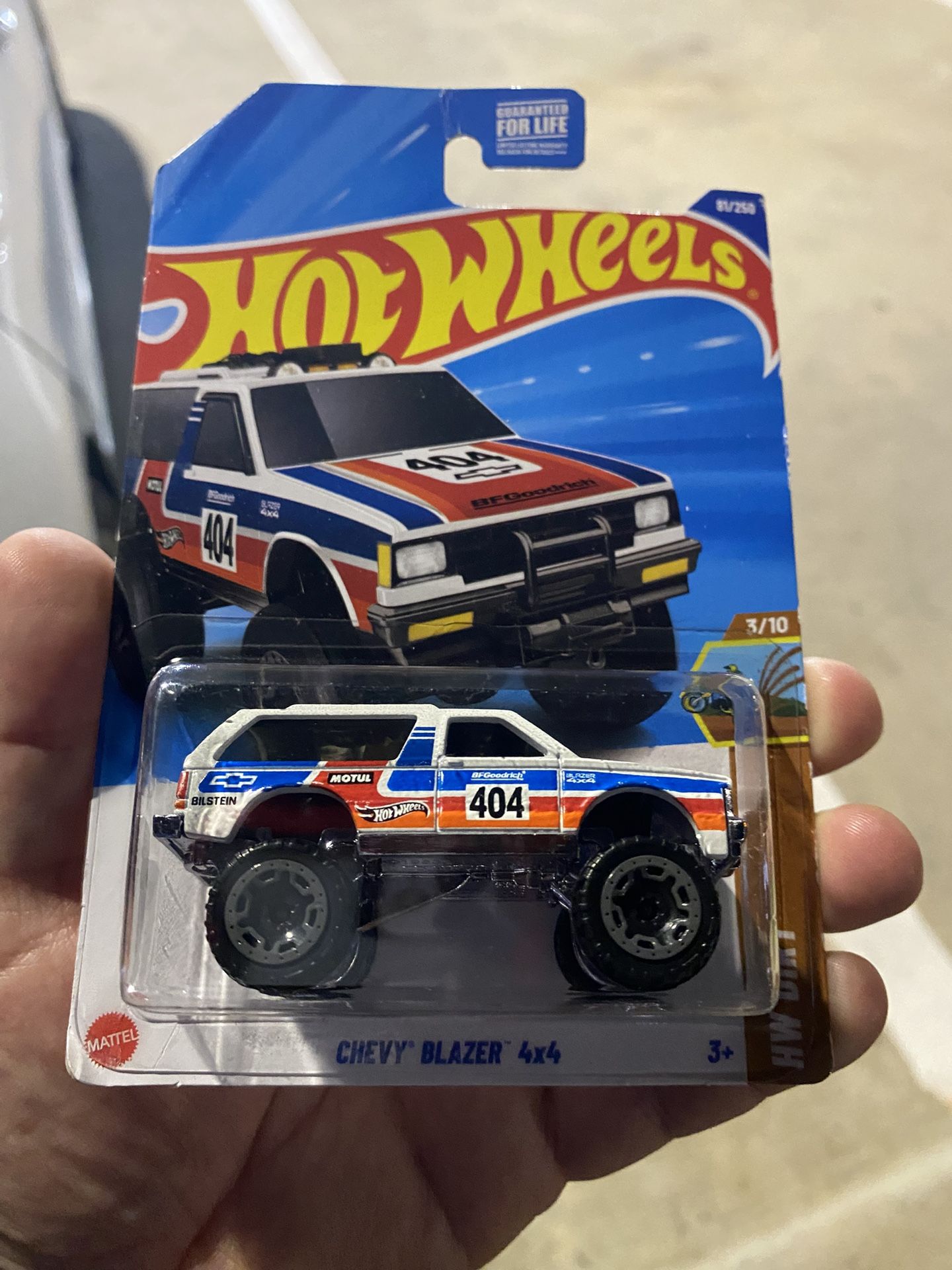 Hot Wheels 🛞 CHEVY" BLAZER™ 4x4 $5