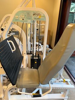 Nautilus Nitro Seated Leg Press Commercial Gym Equipment Exercise Fitness Weight Machine