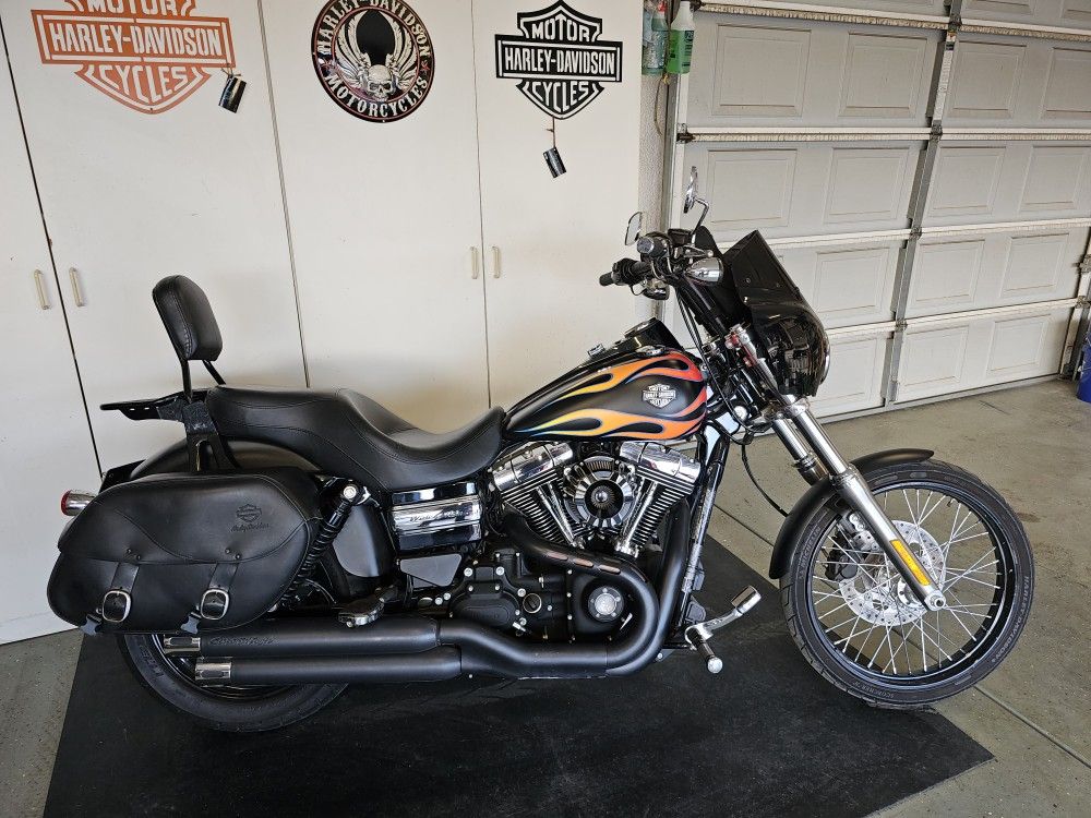 2016 Harley Davidson DYNA Wideglide