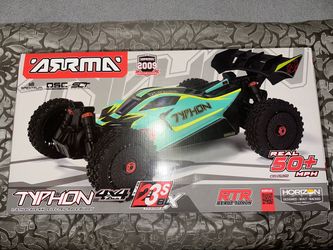 RC car Arrma Typhon 3s