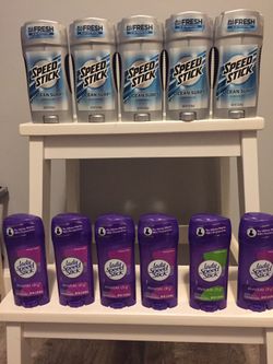 $20 for this 11pcs of Assorted deo for men and women it’s all brand new and pick up Gahanna