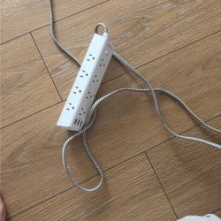 Power Strip / Surge Protector – 12 Outlets