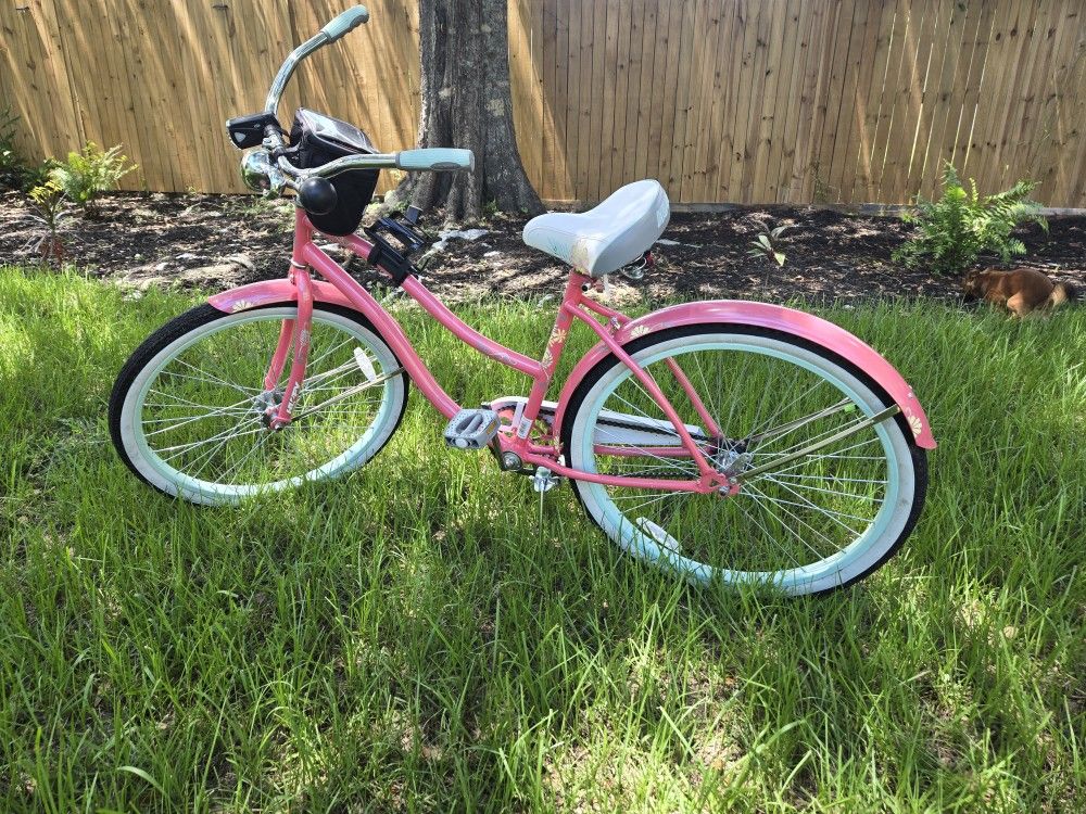 26" Girls Huffy Cruiser Bike