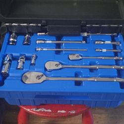 131 Peice Diehard Tool Set