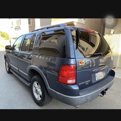 2003 Ford Explorer