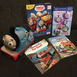 Thomas The Train & Friends: Books & Plush Set