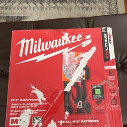Milwaukee M12 Cable Staple Kit *brand New