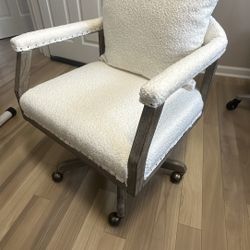 Modern Boucle Desk Chair with Removable Pillow