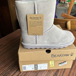 Bearpaw Kids Size 4 Boots