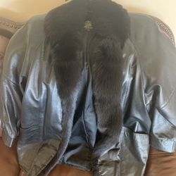 REAL- LAMB LEATHER WITH AUTHENTIC FOX FUR WOMENS JACKET