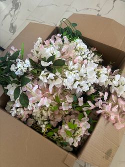 Artificial flower box