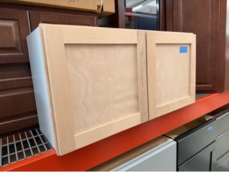 Upper kitchen cabinets