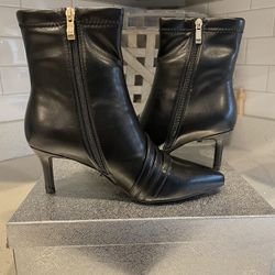 Women’s Mid Boot Stiletto 3in Heel Pointed Toe Shoes With Gold Buckle And Side Zip