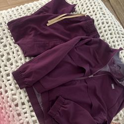 Figs scrubs