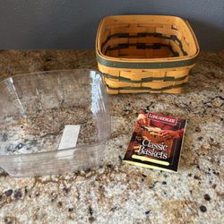 Longaberger NWT Vintage Green Shoestring Weave Med Berry Basket