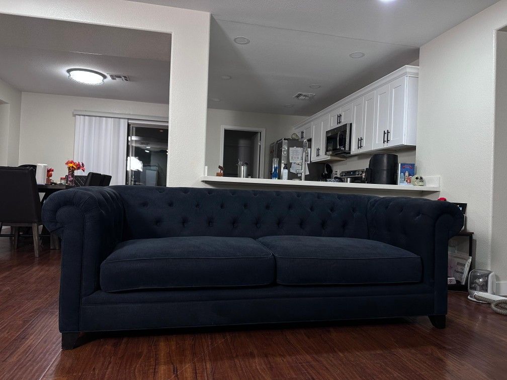 Oversized Chesterfield Sofa