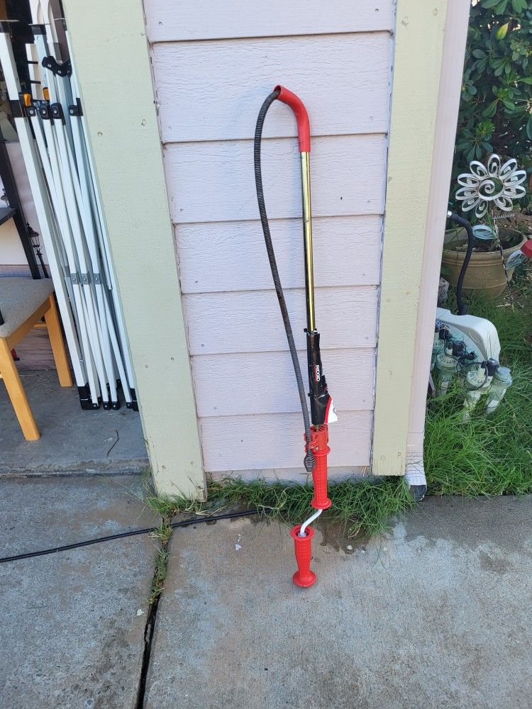 RIDGID
K-6P Hybrid Toilet Snake Auger, Cable Extends to 6 ft. with Integrated Bulb Head (Manual or Cordless Drill Operated)