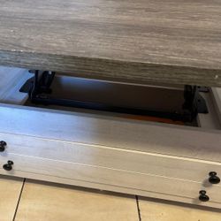 Lift Top Coffee Table 