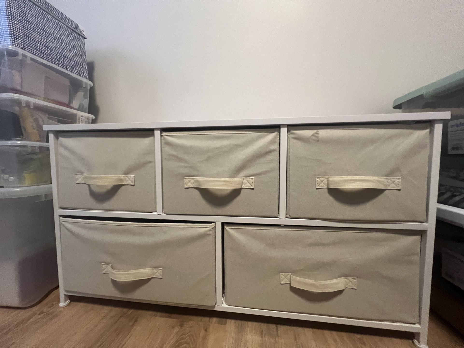 Closet Organizer Drawers With 5 fabric Storage Units