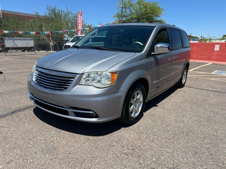 2013 Chrysler Town & Country