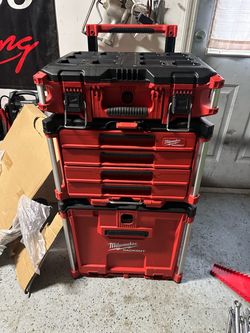 Milwaukee packout