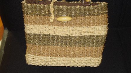Tan and brown hand bag purse