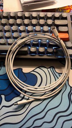 Apple USB-C to thunderbolt
