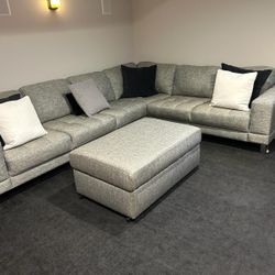 Palliser Sectional
