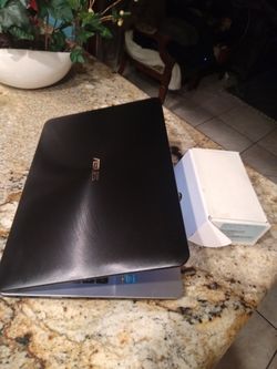 Asus 16.1"HD Lcd  Business Or Home Or Student Higher End Laptops. Super Fast I3 With 6 Gigs And Huge Tb Of Storage Gorgeous Looking Units As Well