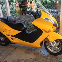 2003 Honda Reflex 250cc Scooter