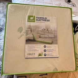 Tri-Fold Matress