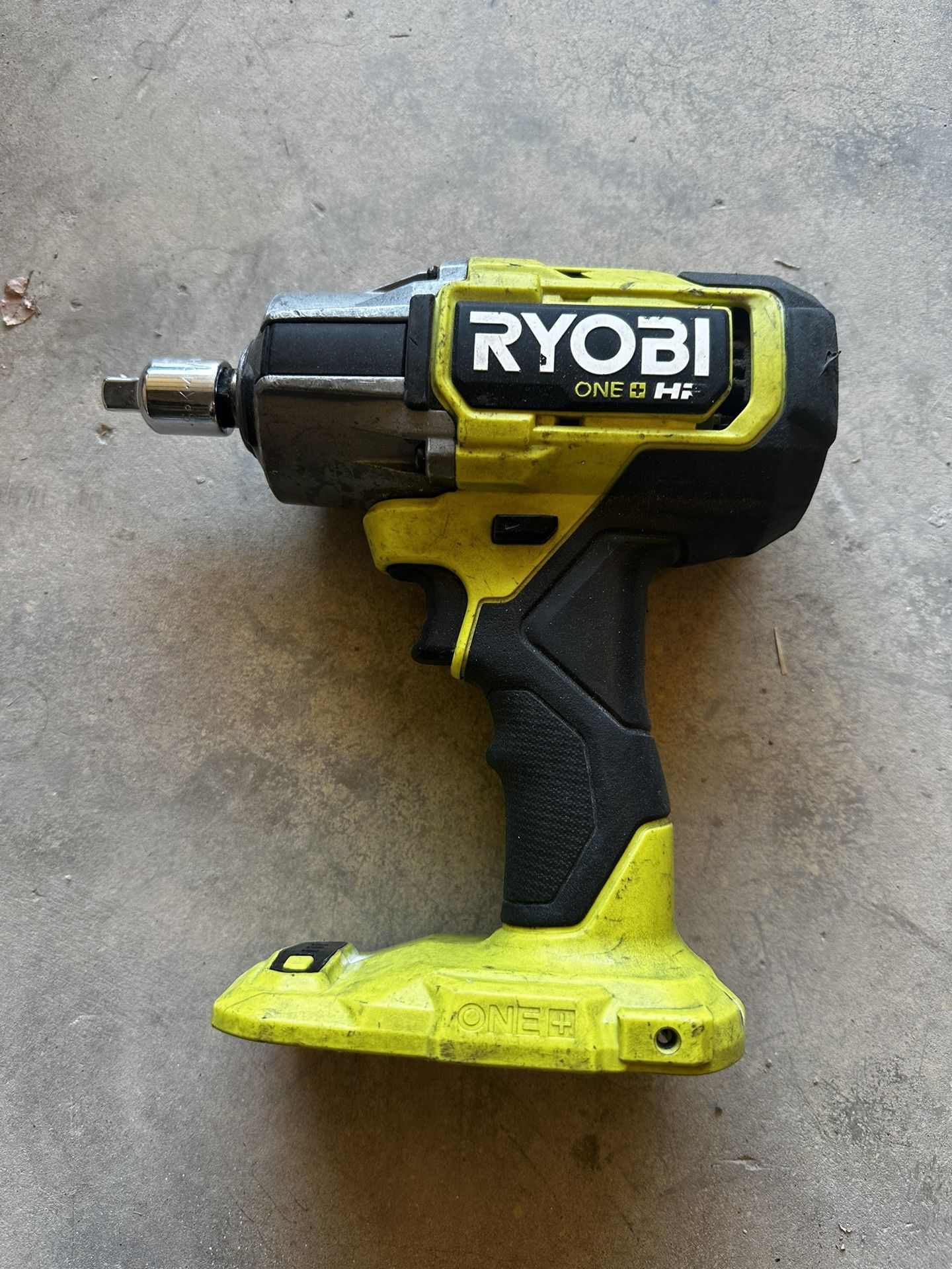 Ryobi P262 one+ hp brushless impact wrench