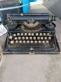 Antique type writer