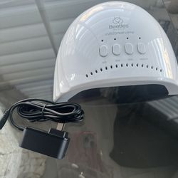 Beetles Gel Nail Lamp/ 30  Free Color Polishes! 