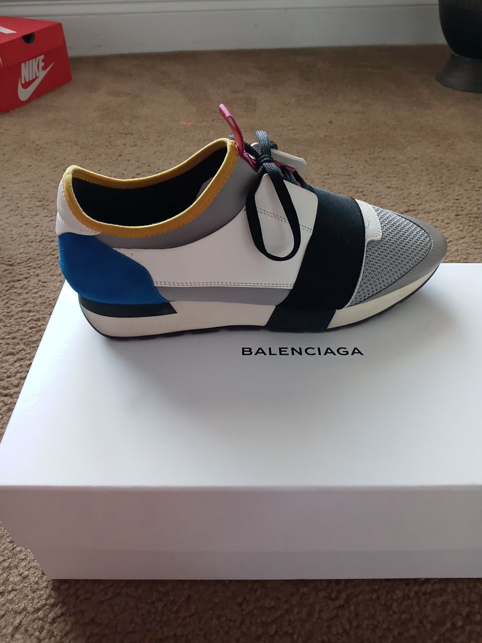 Authentic Balenciaga sneakers size 41 paid $650