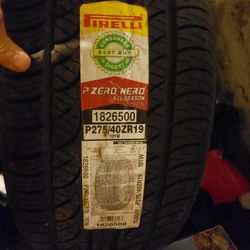 BRAND NEW PIRELLI TIRES NEVER MOINTED