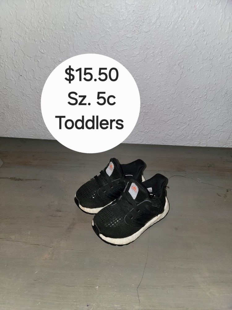 Toddler Adidas Ultra boost Sz. 5c